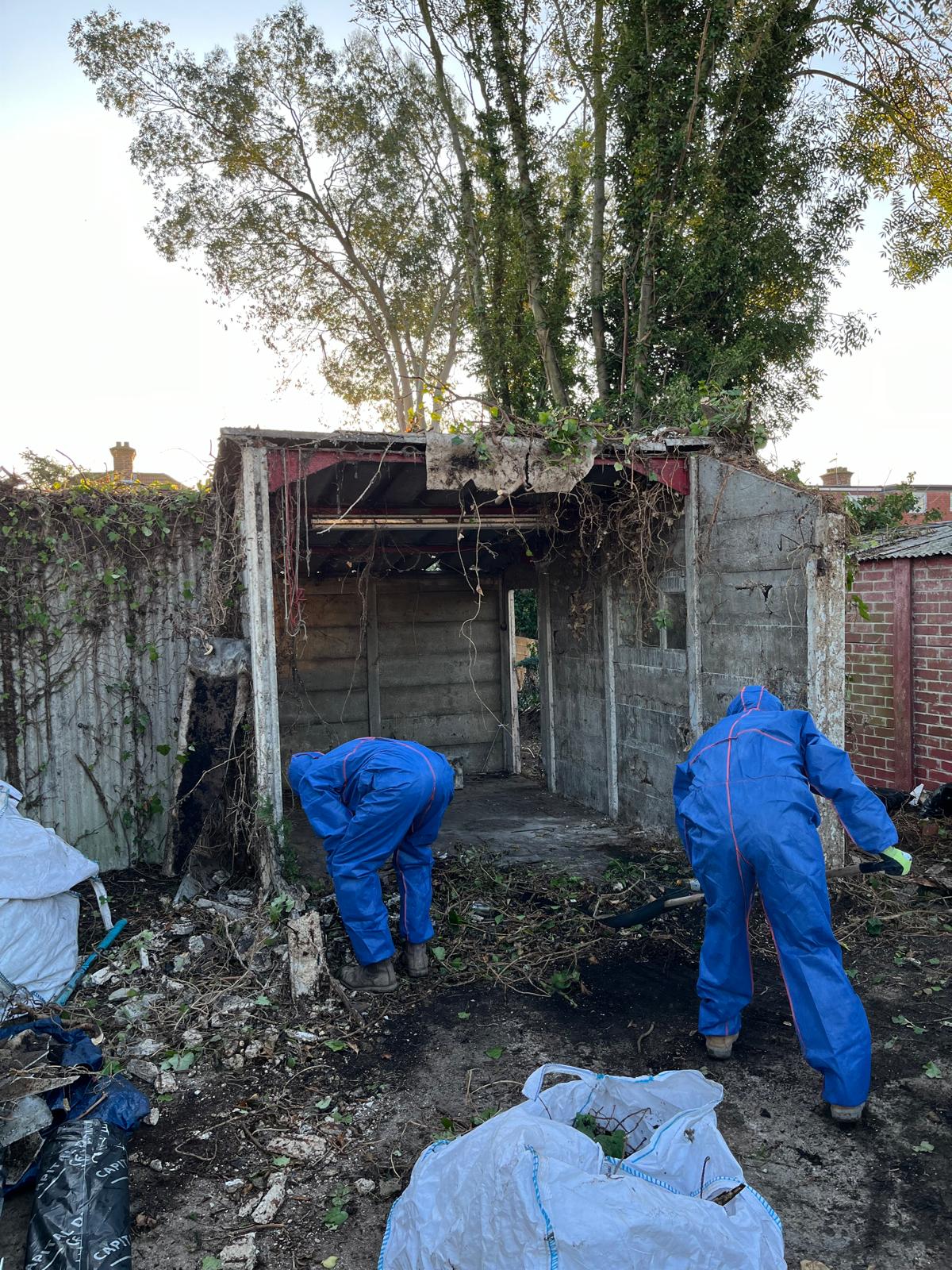 Removal step, Asbestos Removal in Sutton