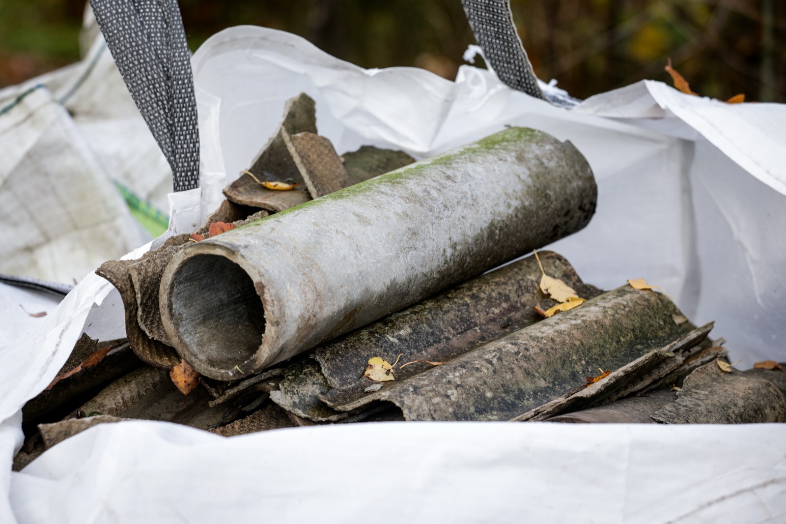 Safe Asbestos Waste Disposal in Surrey, London & the South East: Wrapped, labelled and transported safely